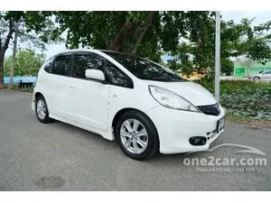 2011 Honda JAZZ 1.5 V Hatchback
