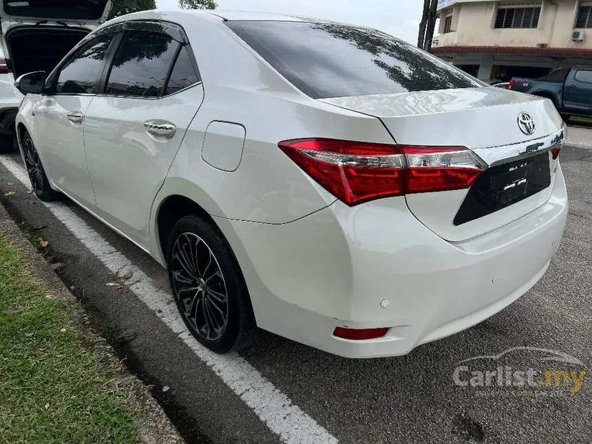 2014 Toyota Corolla Altis V Sedan