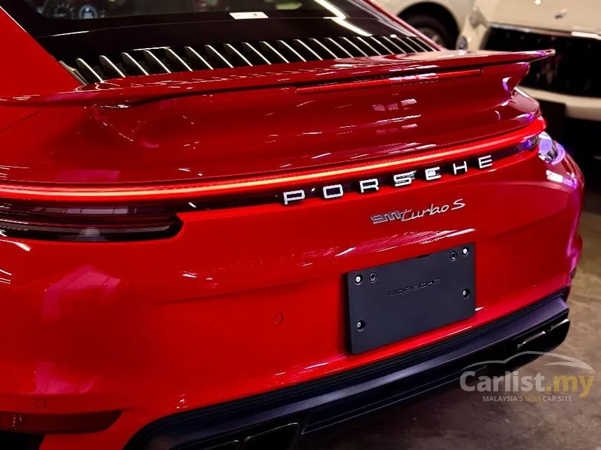 2020 Porsche 911 Turbo S Coupe