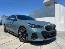 2024 BMW i5 0.0 eDrive40 M Sport Sedan  - FREE WARRANTY - FREE SERVICE - FREE TINTED VOUCHER - FREE GIFT TNC APPLY -