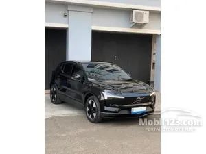2025 Volvo EX30 Plus SUV