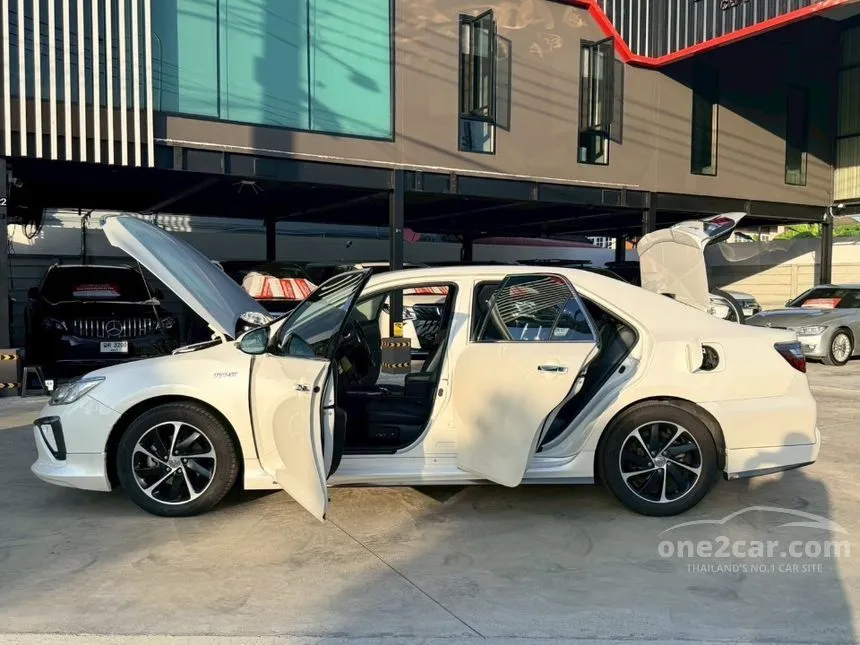 2016 Toyota CAMRY G Extremo Sedan
