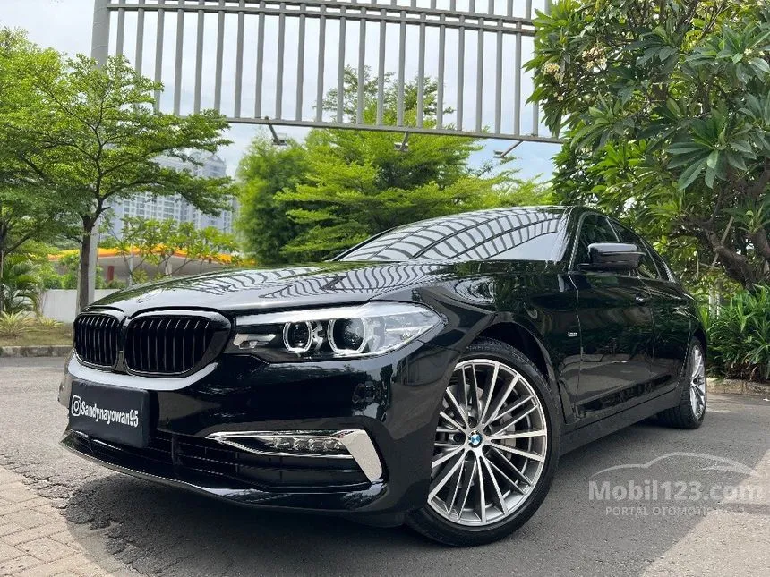 Jual Mobil BMW 530i 2018 Luxury 2.0 di DKI Jakarta Automatic Sedan Hitam Rp 635.000.000
