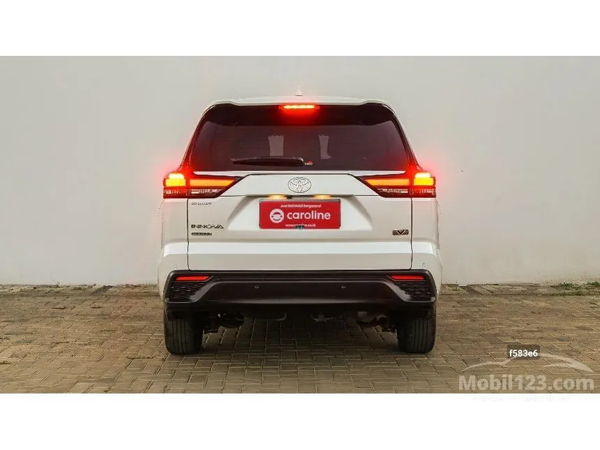 2023 Toyota Kijang Innova Zenix V (Premium Color) MPV