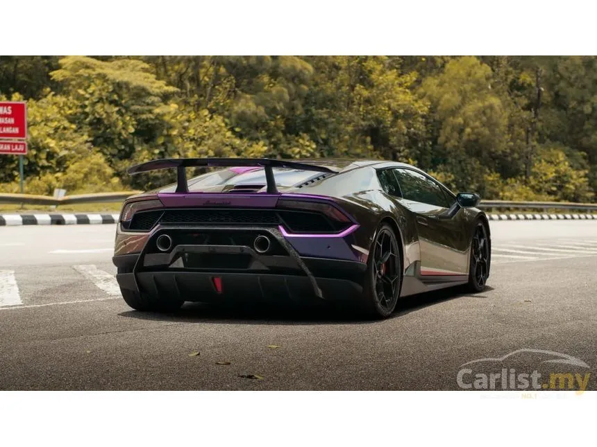 2018 Lamborghini Huracan Performante Coupe