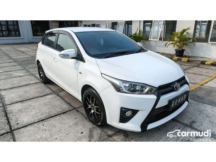 2014 Toyota Yaris G Hatchback