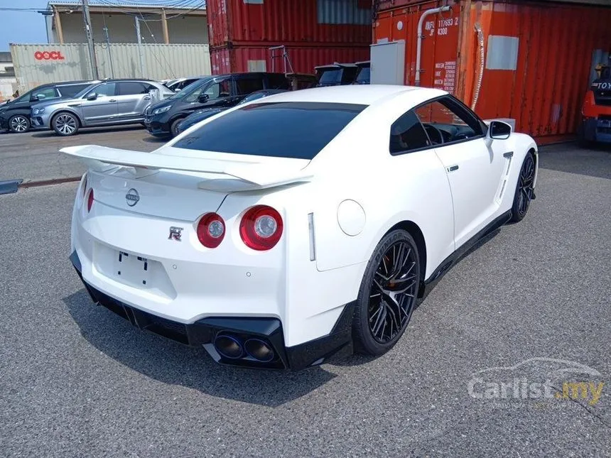 2024 Nissan GT-R Pure Edition Coupe
