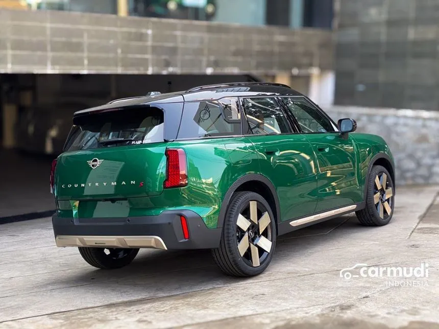 2025 MINI Countryman S ALL4 Favoured Trim SUV