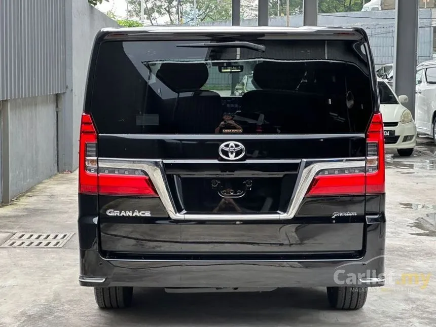 2023 Toyota Granace G MPV