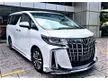 Recon [Its Yours] 2022 Toyota Alphard 2.5 SC Low Mileage 15k Km / 5A Grade / Pilot Seat / JBL / Sunroof / 360 Camera / Roof TV