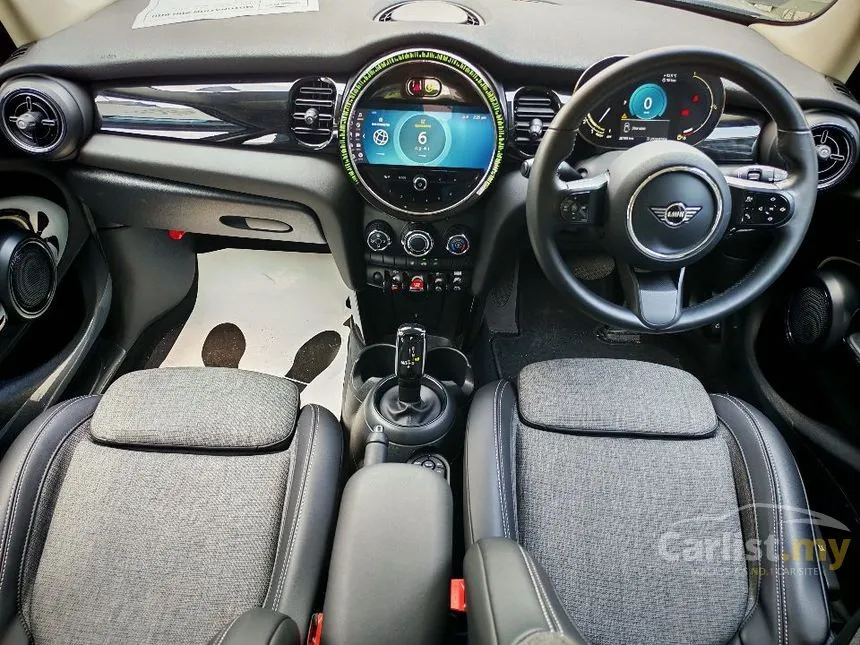 2022 MINI Cooper 5 Door Hatchback