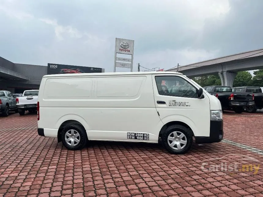 2022 Toyota Hiace Panel Van