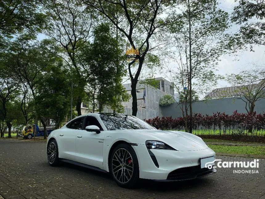 2021 Porsche Taycan 4S Performance Battery Sedan