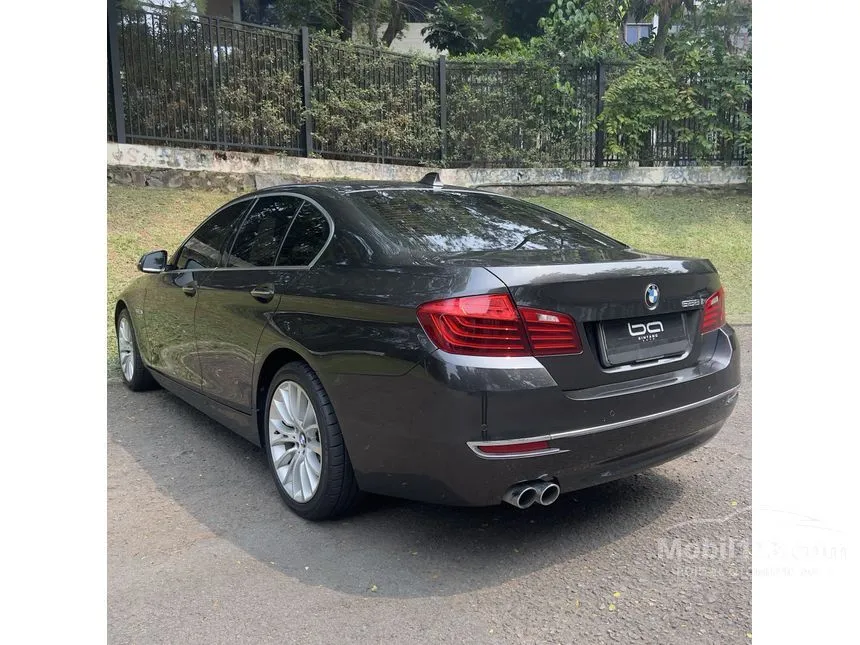 2014 BMW 528i Luxury Sedan
