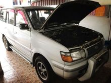 2000 Toyota Unser 1.8 GLi MPV