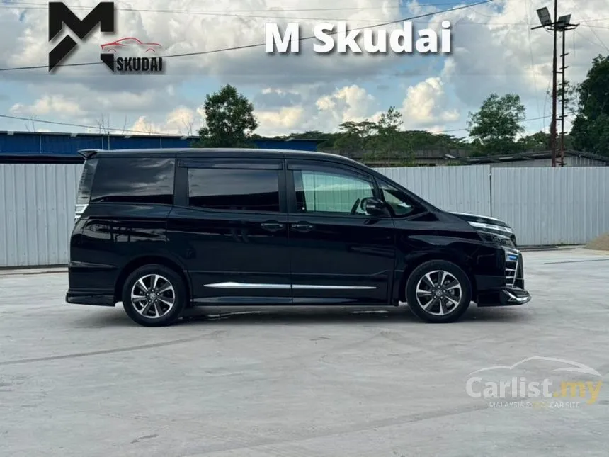 2022 Toyota Voxy ZS Kirameki III Edition MPV