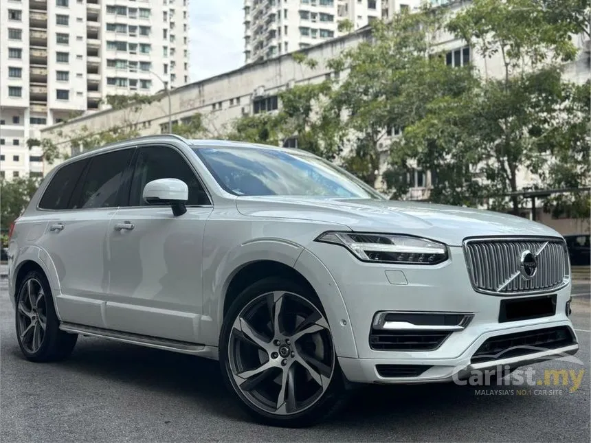 2015 Volvo XC90 T8 Twin Engine SUV
