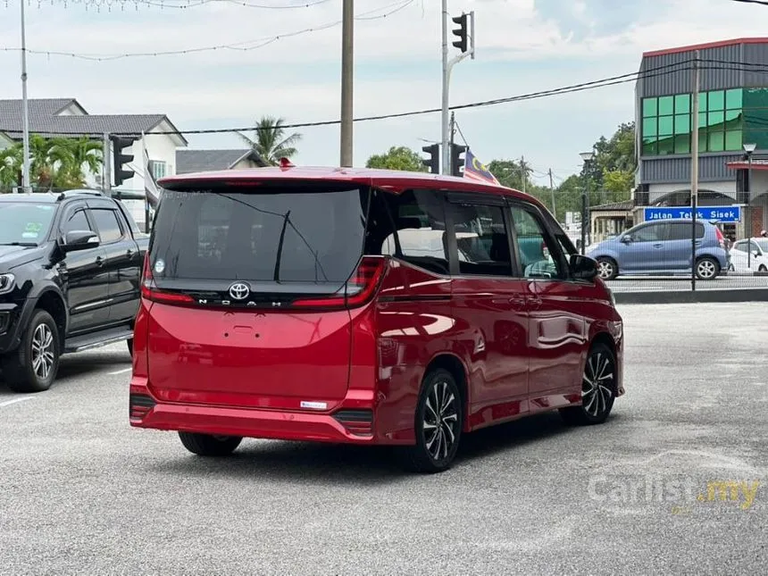 2022 Toyota Noah S-Z MPV