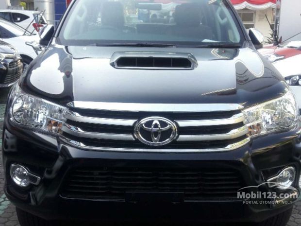  Toyota  Hilux Mobil  Bekas Baru  dijual di Padang Sumatera 