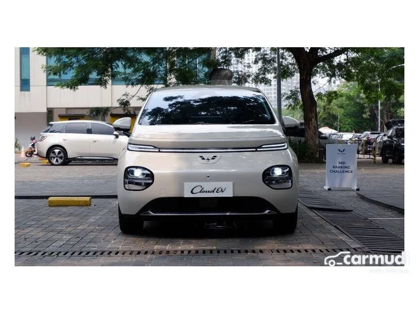 2024 Wuling Cloud EV EV Hatchback