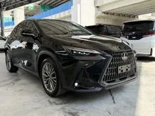 2023 Lexus NX 250 2.5 Luxury Black Leather/Pan Roof/Nego til Let Go