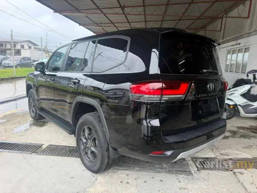 2023 Toyota Land Cruiser J300 GR Sport SUV