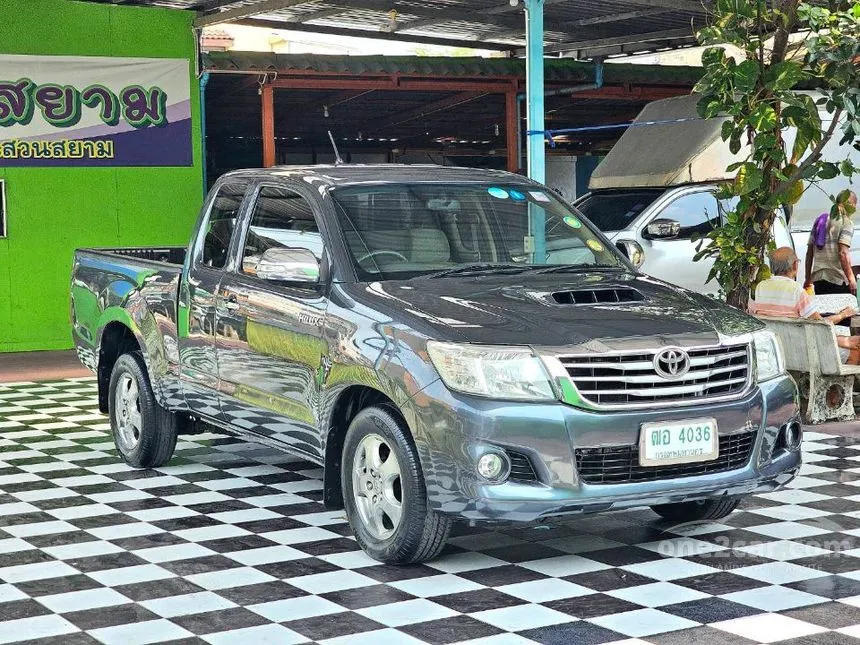 2013 Toyota Hilux Vigo E Pickup