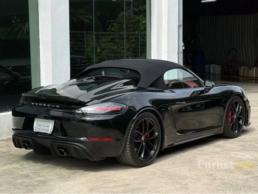 2022 Porsche 718 Spyder Convertible