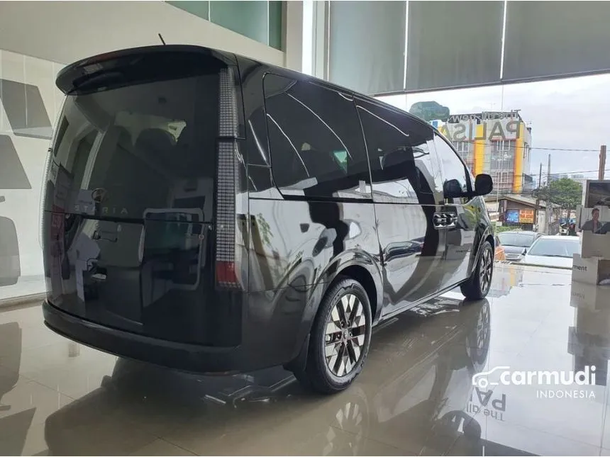 2023 Hyundai Staria Signature 7 Wagon