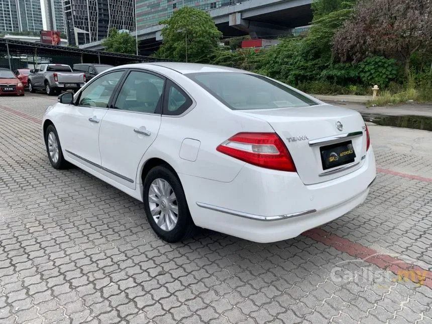 2011 Nissan Teana Premium Sedan