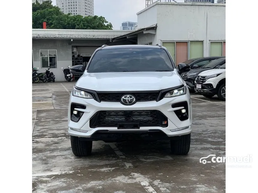 2025 Toyota Fortuner VRZ 4x4 SUV