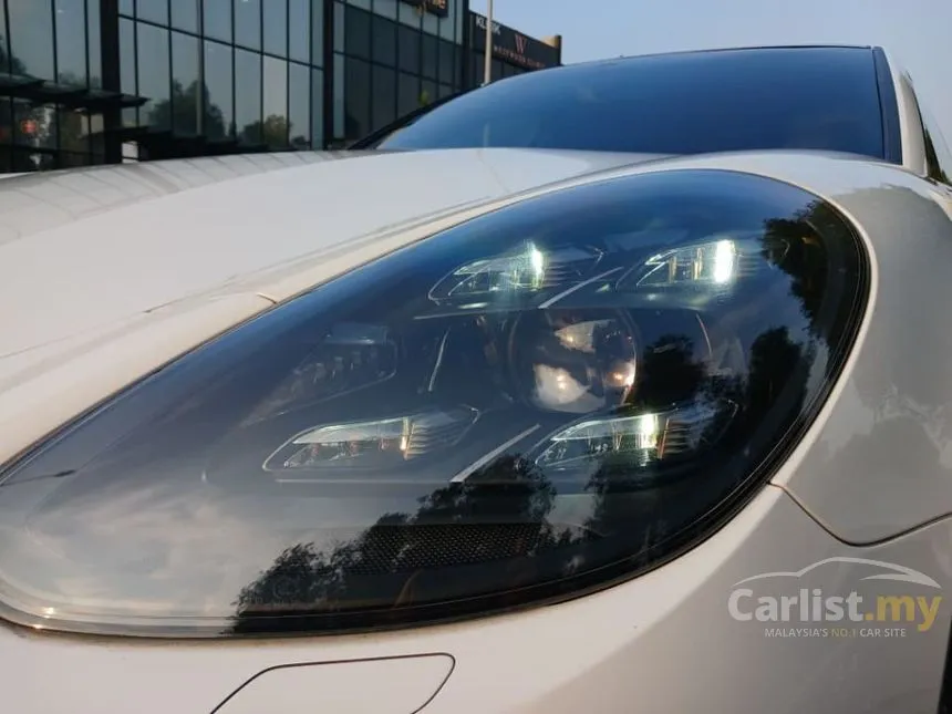 2018 Porsche Panamera Hatchback