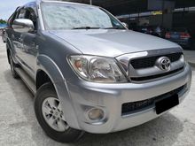 Toyota Hilux 2.5 MT 4X4 DOUBLE CAB TIPTOP CONDITION