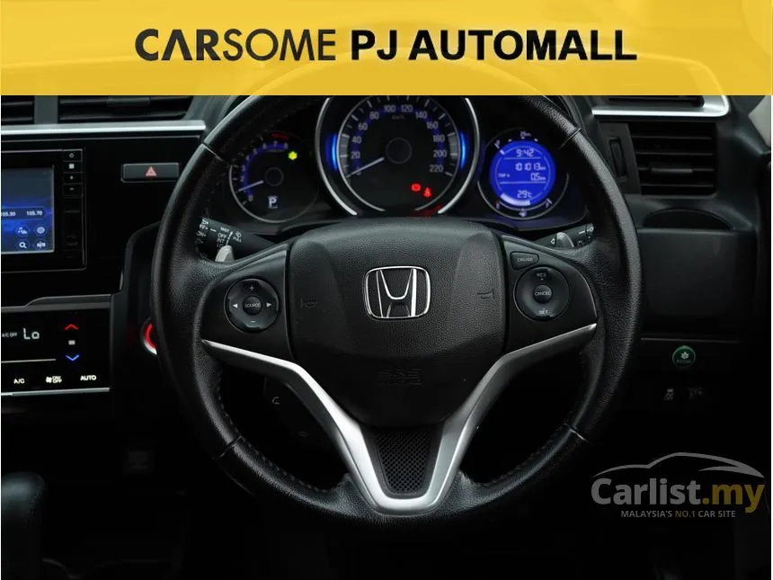 2021 Honda Jazz V Hatchback