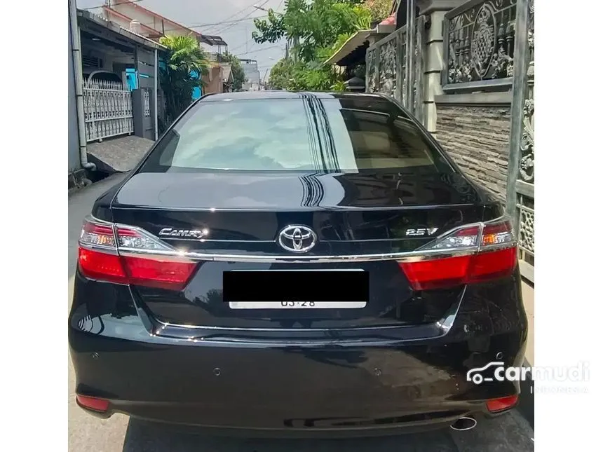 2018 Toyota Camry V Sedan