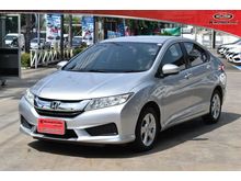 2015 Honda City 1.5 (ปี 14-18) V i-VTEC Sedan