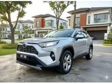 2020 Toyota RAV4 2.5 SUV. LUXURY SPEC. MILEAGE  60K KM CAR KING CONDITION.