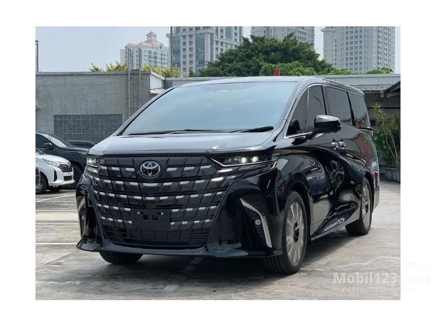 Jual Mobil Toyota Alphard 2024 G 2.5 di Jawa Timur Automatic MPV Hitam Rp 1.626.800.000