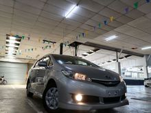 2017 Toyota Wish 1.8 X MPV