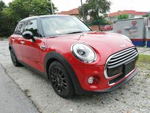 Keyless PushStart SportMod 5 Door 1.5 Twin Power Turbo ReverseCam 4Year Warranty