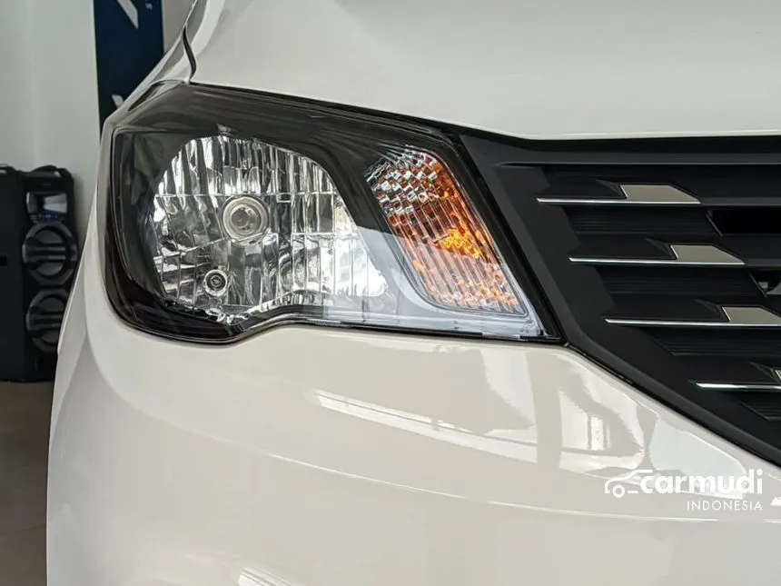 2024 Wuling Confero DB MPV