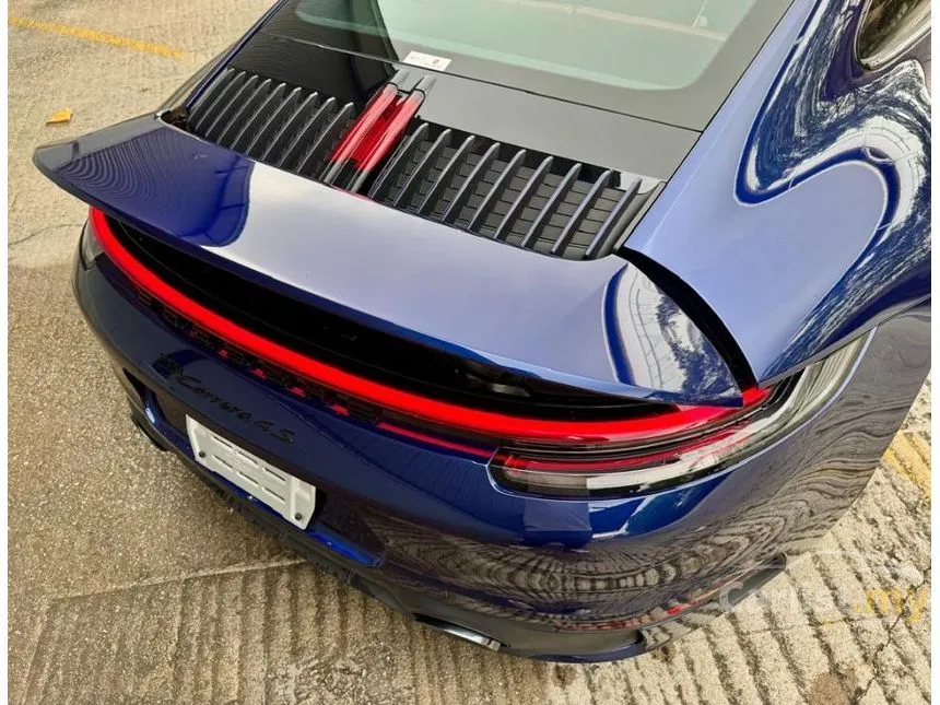2024 Porsche 911 Carrera 4S Coupe