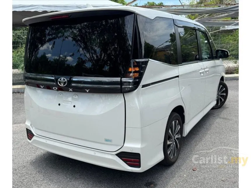 2023 Toyota Voxy S-Z MPV