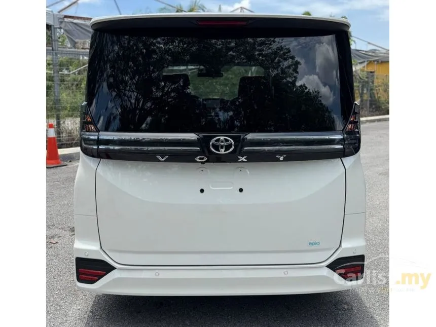 2023 Toyota Voxy S-Z MPV