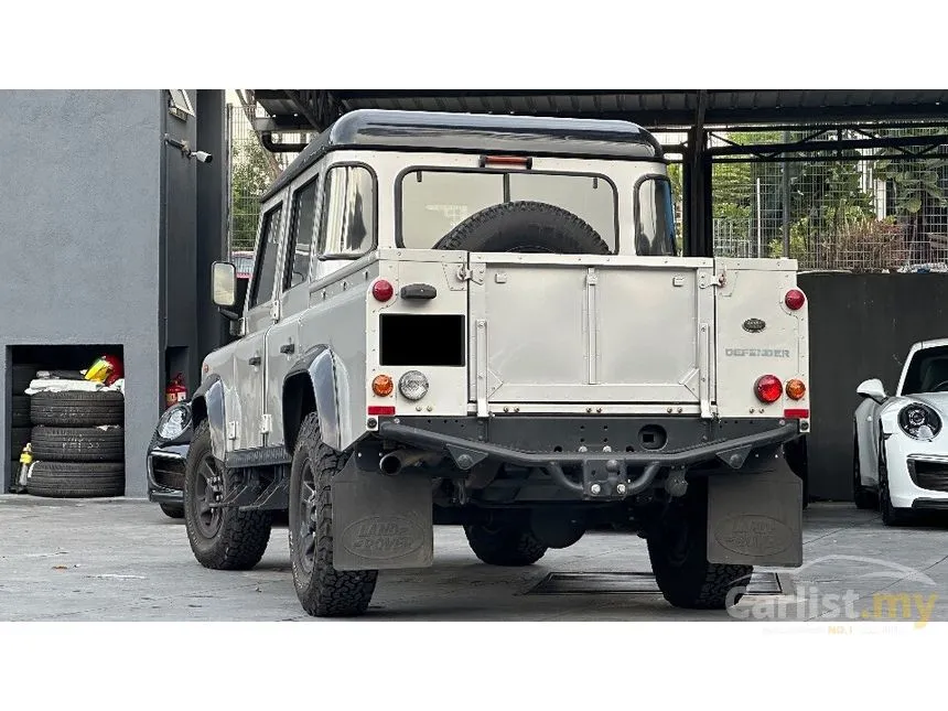 2015 Land Rover Defender Dual Cab Pickup Truck