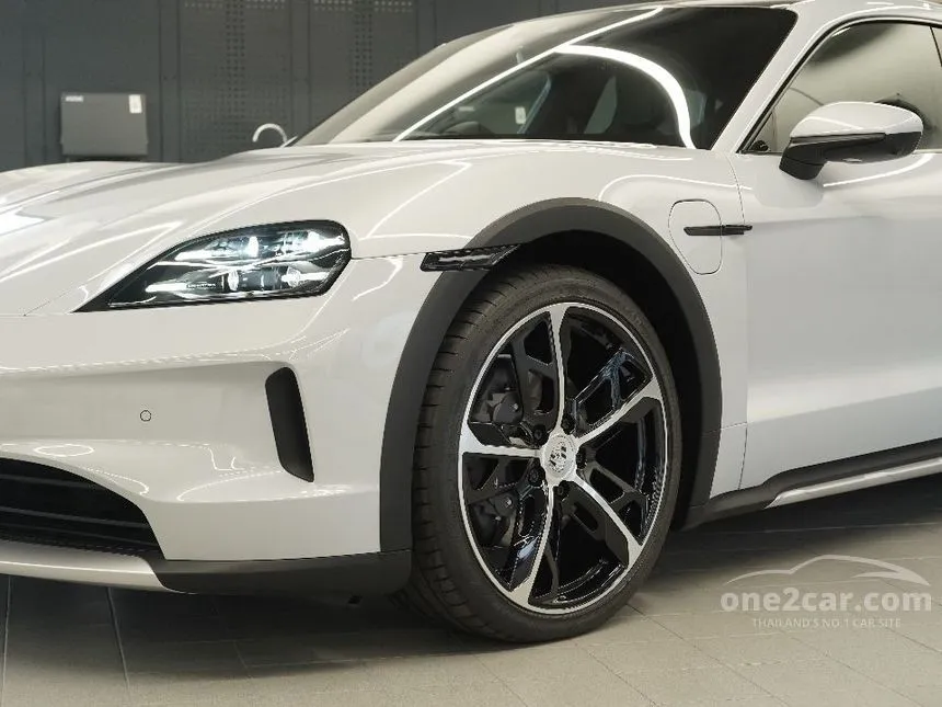 2025 Porsche Taycan 4 Cross Turismo Wagon