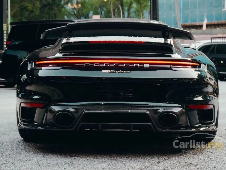 2022 Porsche 911 Turbo S Coupe