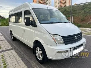 2012 Maxus V80 2.5 Window SWB 12 Seater Van