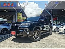2015 Toyota Fortuner 2.8 (ปี 15-18) V SUV