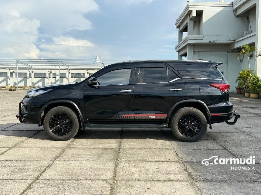 2020 Toyota Fortuner VRZ TRD 4X2 SUV